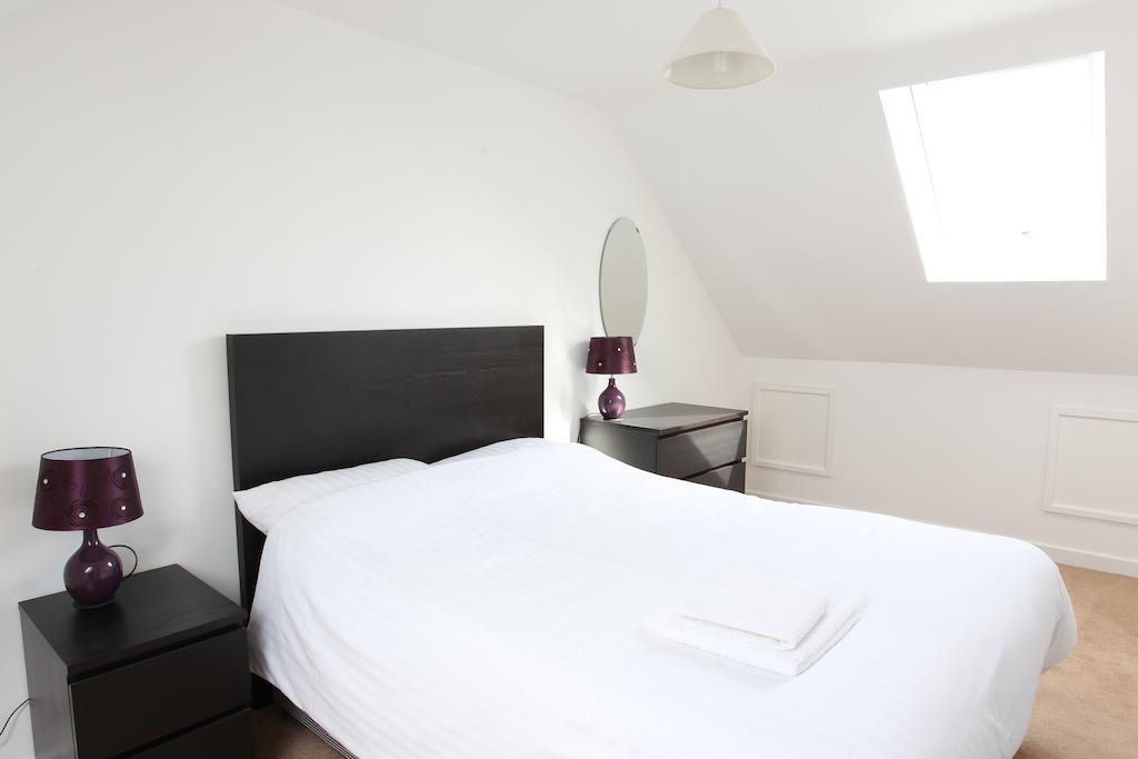 Elm Tree Farm Accommodation Мілтон-Кінз Номер фото