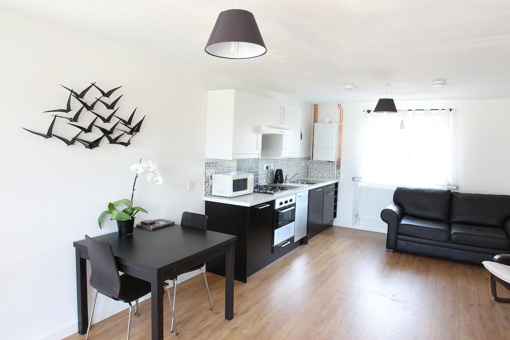 Elm Tree Farm Accommodation Мілтон-Кінз Номер фото